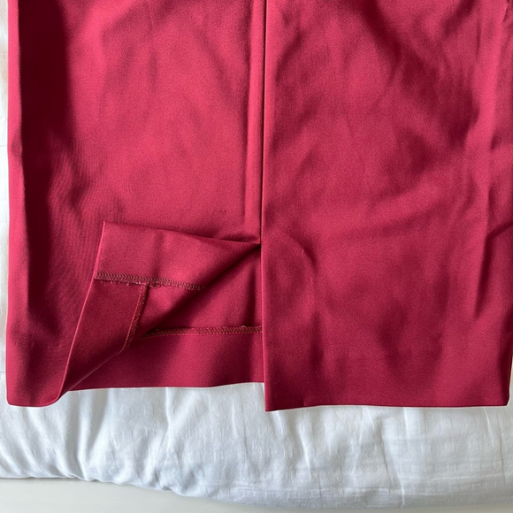 SOLD 👠 Icone Simons Burgundy Pencil Skirt XS - Picture 11 of 12